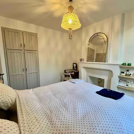 Cosy Centre
